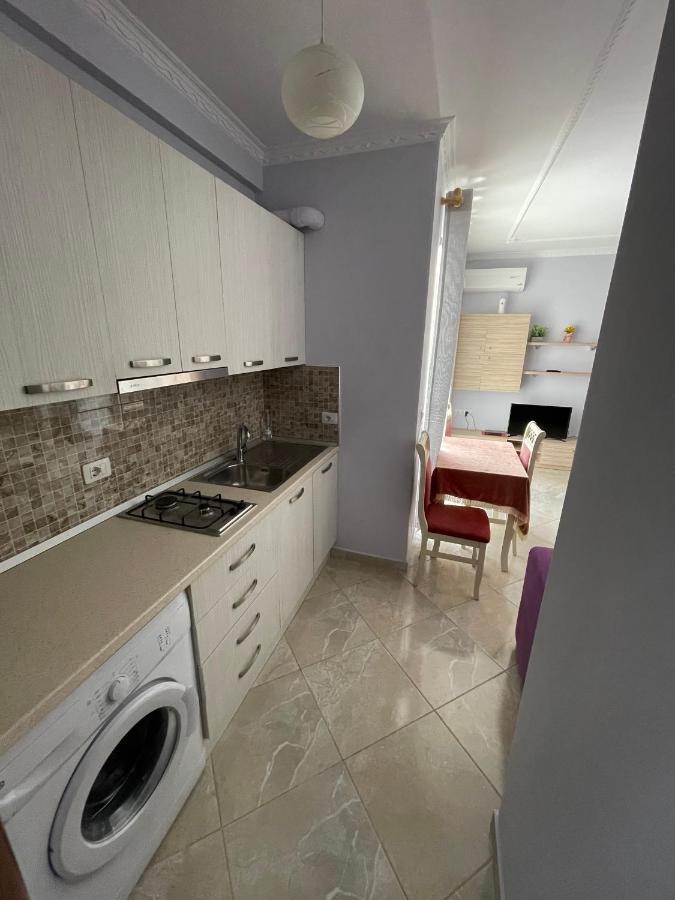 Vlorë E.I.R Apartments מראה חיצוני תמונה