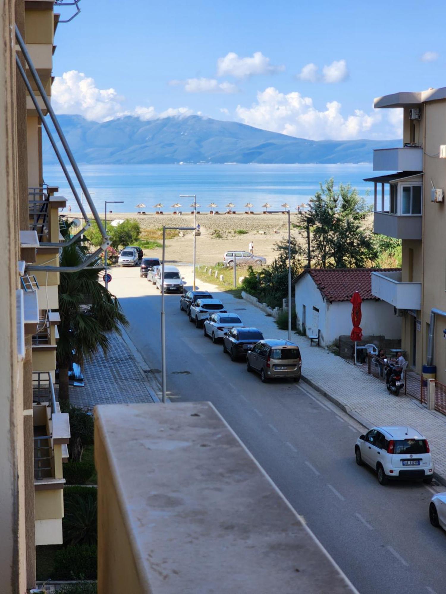 Vlorë E.I.R Apartments מראה חיצוני תמונה