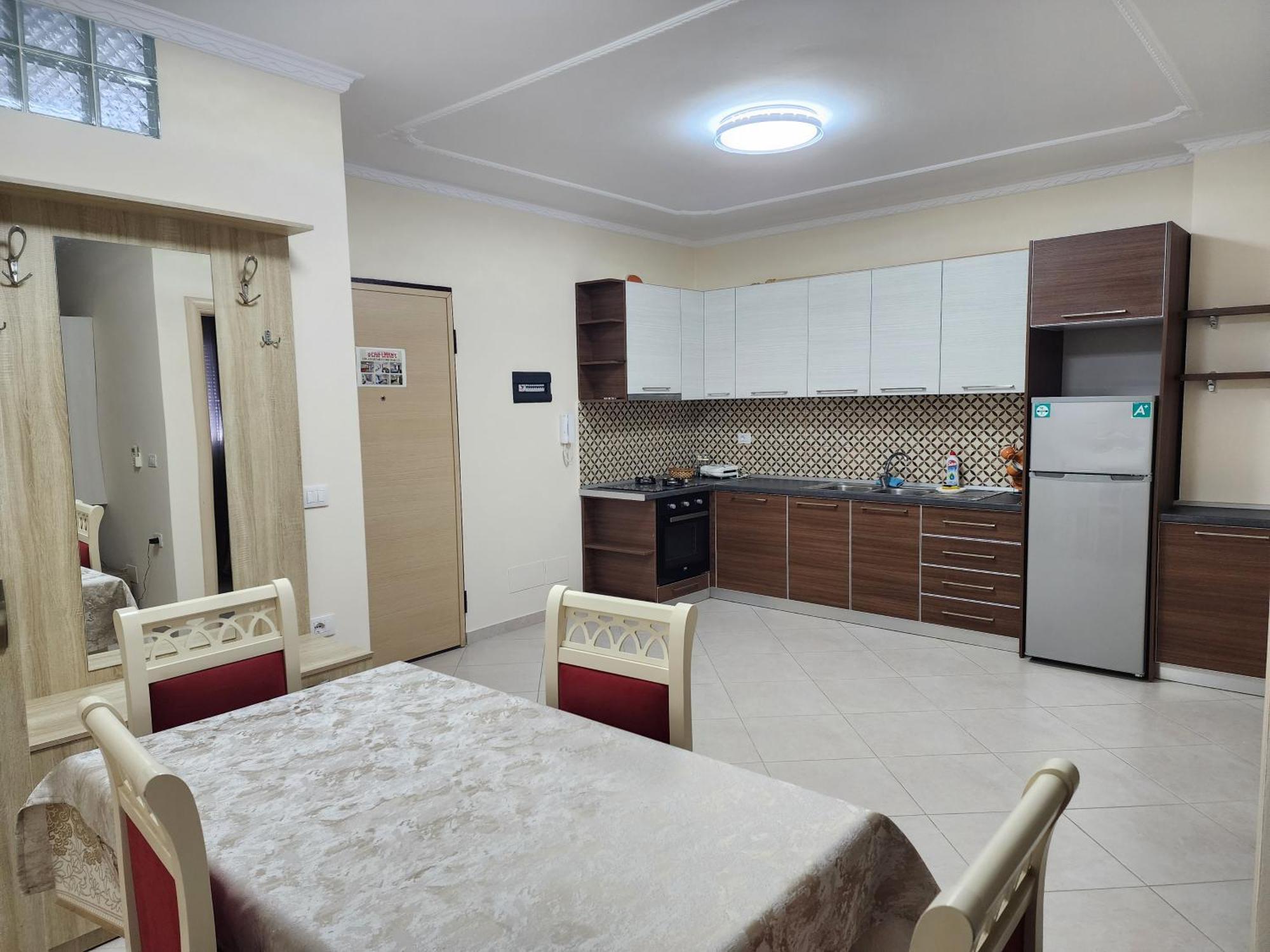 Vlorë E.I.R Apartments מראה חיצוני תמונה