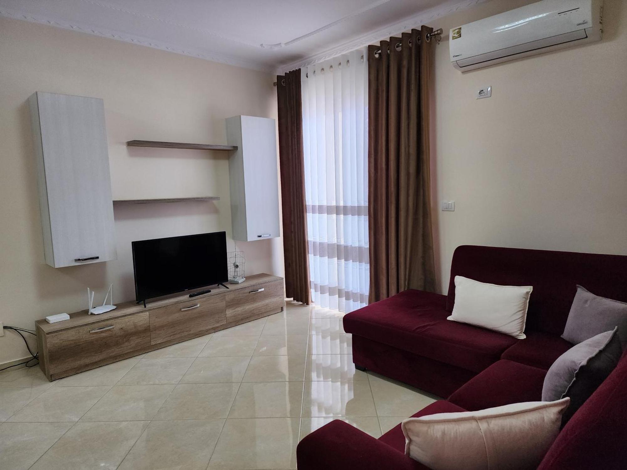Vlorë E.I.R Apartments מראה חיצוני תמונה