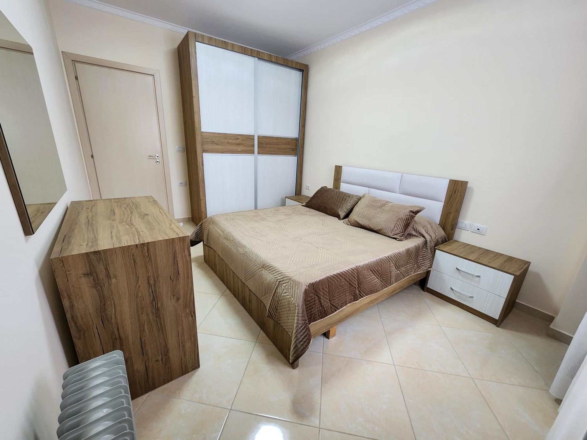 Vlorë E.I.R Apartments מראה חיצוני תמונה